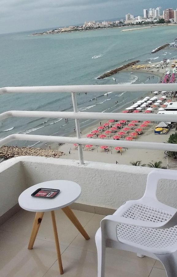 Apartamento , vista a la ciudad antigua y playa Cartagena Exterior foto